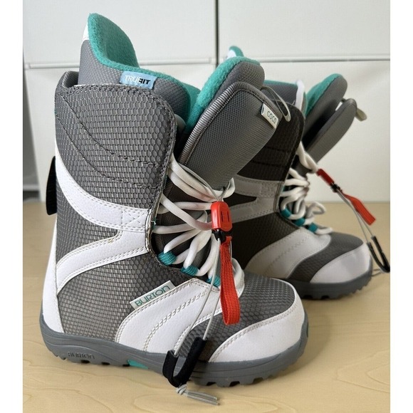 NEW Burton Coco Imprint 1 TrueFit Snowboard Boots Size 5 Women's White Grey - Picture 1 of 8